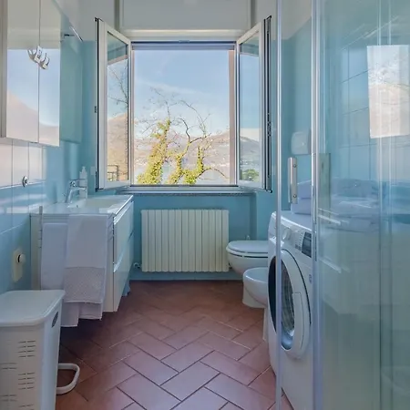 Flower House With View By Wonderful Italy *