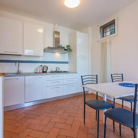 Apartamento Flower House With View By Wonderful Italy Perledo
