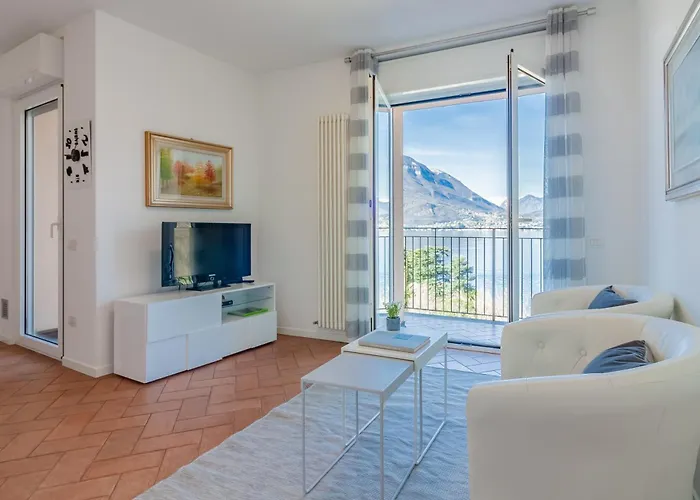 Flower House With View By Wonderful Italy Appartement Perledo