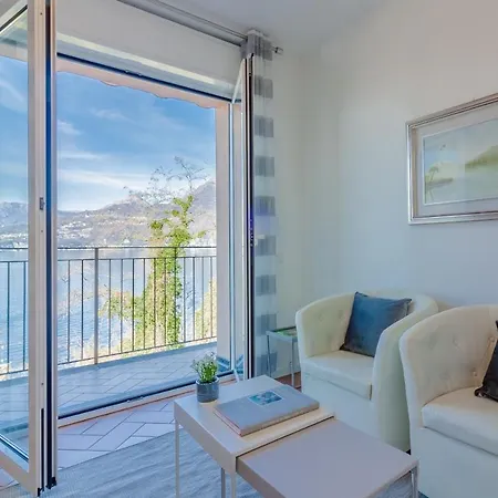 Apartmán Flower House With View By Wonderful Italy *